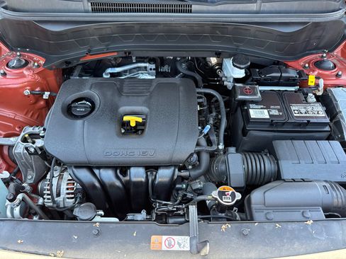 Used 2024 Kia Seltos S FWD image 7