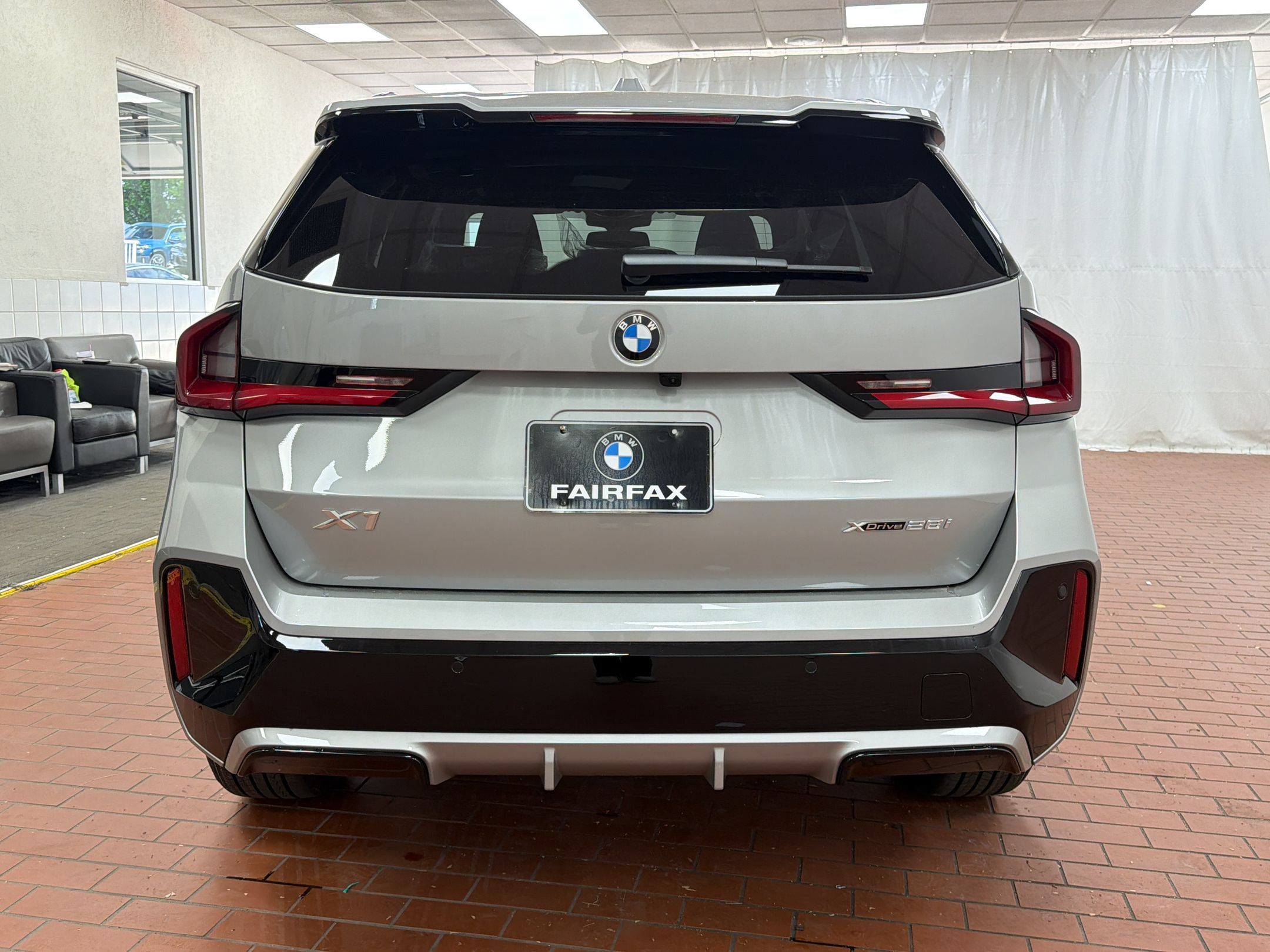Used 2026 BMW X1 xDrive28i w/ Technology Package AWD/4WD image 10