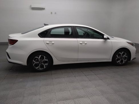 Used 2021 Kia Forte LXS FWD image 10