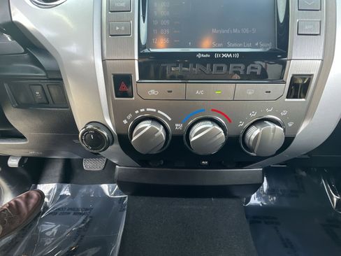 Used 2015 Toyota Tundra SR5 image 19