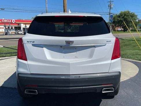 Used 2017 Cadillac XT5 Luxury w/ Driver Awareness Package FWD image 6