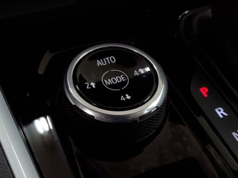 Used 2023 Chevrolet Colorado Trail Boss w/ Technology Package image 20