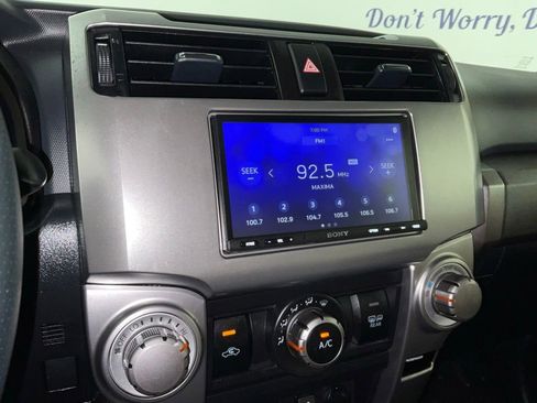 Used 2015 Toyota 4Runner SR5 RWD image 22