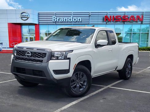 New 2025 Nissan Frontier SV image 1
