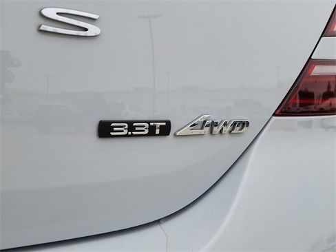 Used 2023 Genesis G70 3.3T image 4