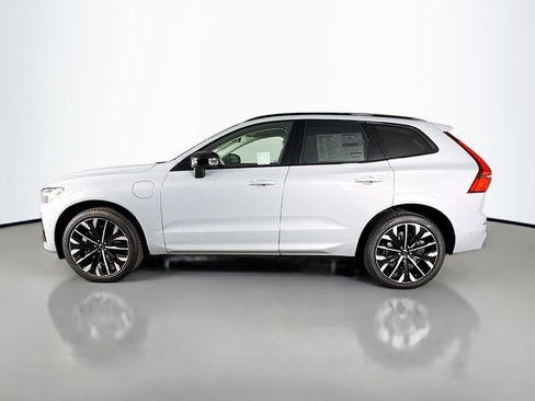 New 2026 Volvo XC60 T8 Ultra w/ Protection Package Premier AWD/4WD image 4