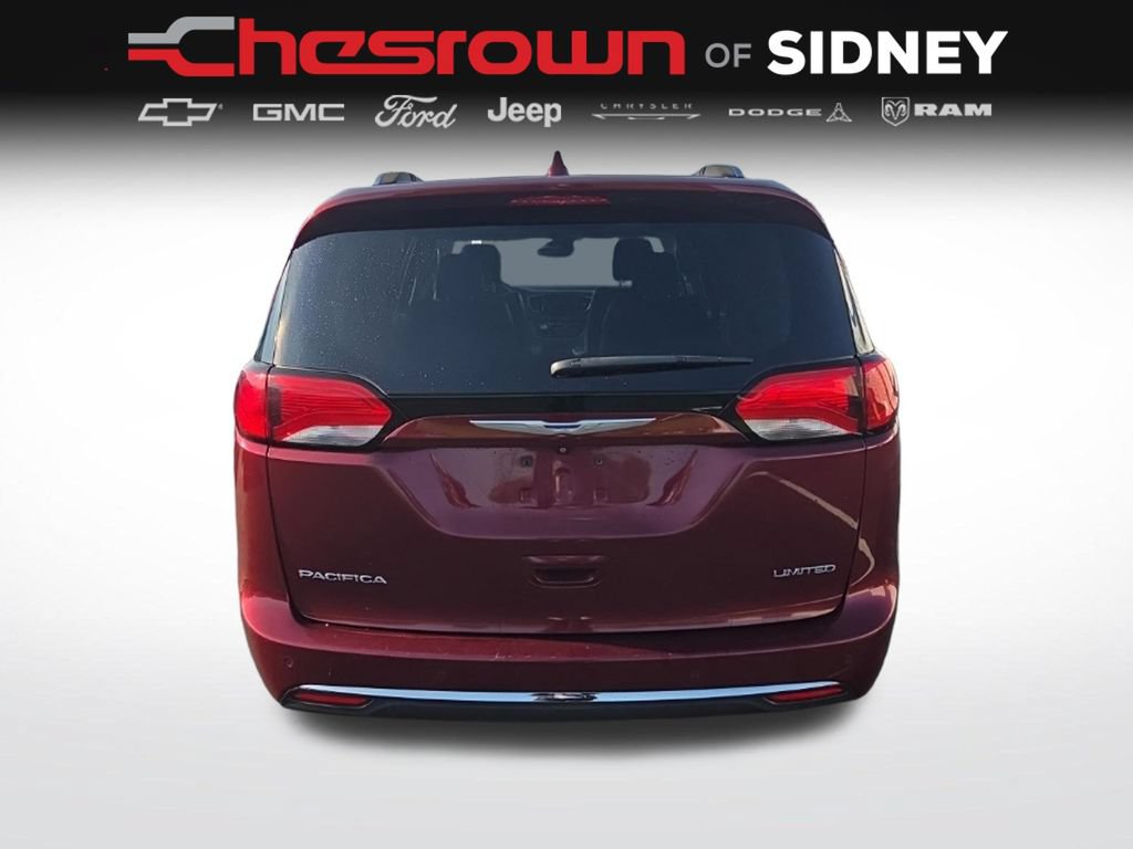 Used 2017 Chrysler Pacifica Limited w/ UConnect Theater Package FWD image 6