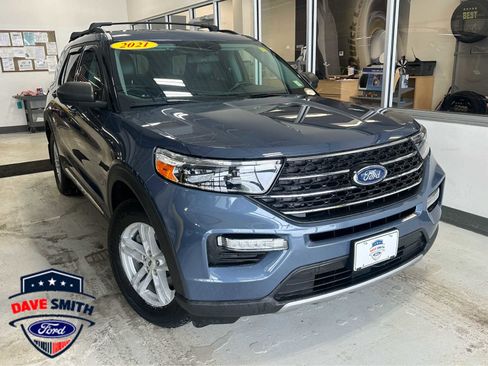 Used 2021 Ford Explorer XLT w/ Equipment Group 202A image 1