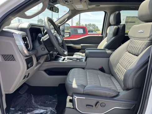 New 2026 Ford F450 Platinum w/ Platinum Plus Package AWD/4WD image 11