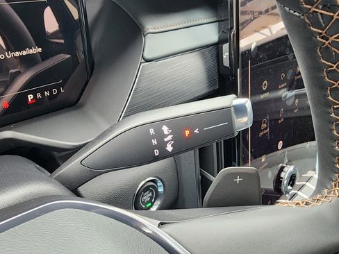 New 2026 GMC Acadia AT4 w/ Luxury Package image 24