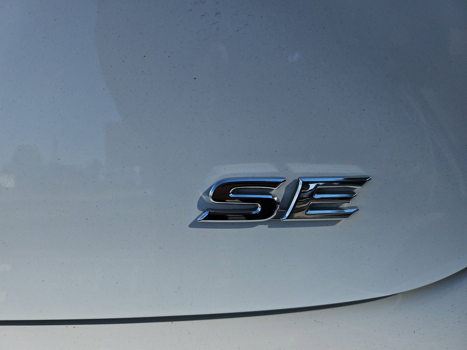 Used 2025 Toyota Camry SE FWD image 13