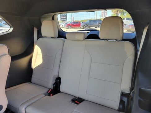 New 2026 Buick Enclave Preferred w/ Power Package image 29