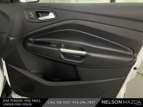 Used 2019 Ford Escape SEL image 48