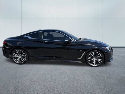 Used 2018 INFINITI Q60 3.0t Luxe AWD/4WD image 2