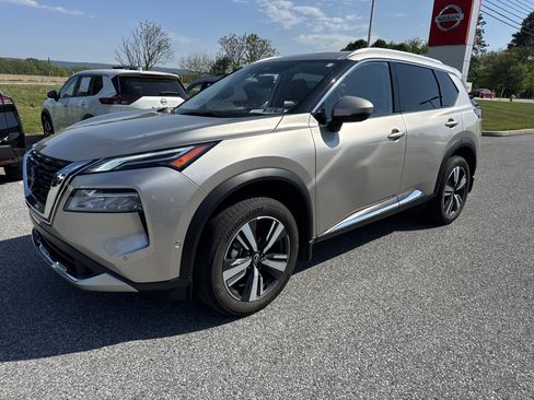 Used 2023 Nissan Rogue Platinum w/ Platinum Premium Package AWD/4WD image 7