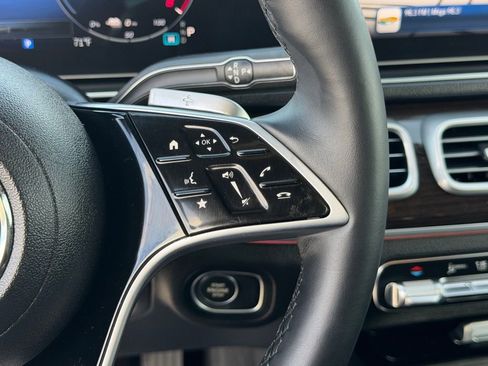 Used 2025 Mercedes-Benz GLE 450e 4MATIC image 24