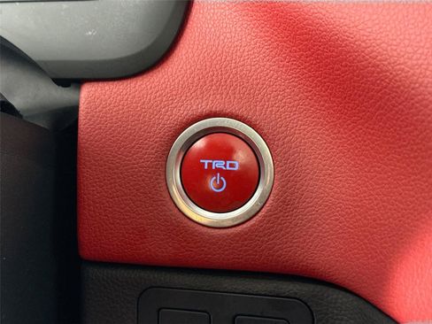 Certified 2022 Toyota Tundra TRD Pro AWD/4WD image 21