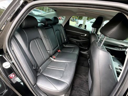 Used 2022 Hyundai Sonata Limited w/ Cargo Package image 19