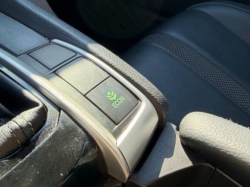 Used 2020 Honda Civic EX-L image 38