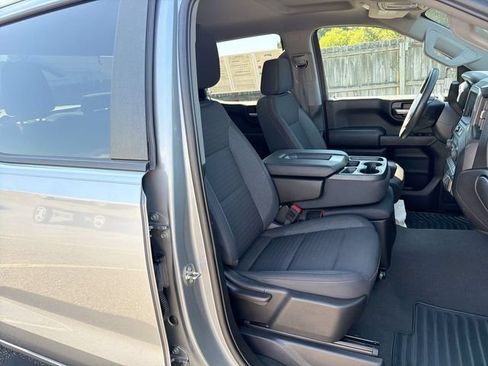 Used 2023 Chevrolet Silverado 1500 Custom AWD/4WD image 27