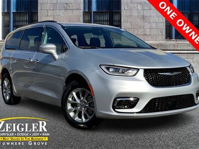 Used 2022 Chrysler Pacifica Touring-L