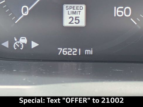 Used 2020 Volvo XC90 T5 Momentum w/ Protection Package FWD image 34