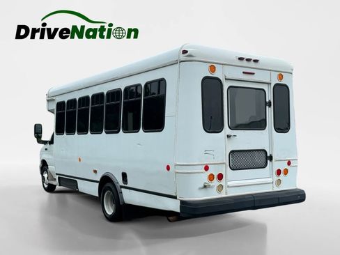 Used 2015 Ford E-450 and Econoline 450 Super Duty w/ Shuttle Bus Prep Package image 6