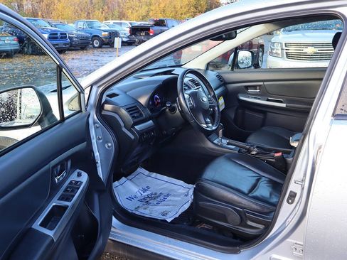 Used 2014 Subaru Crosstrek Touring image 10