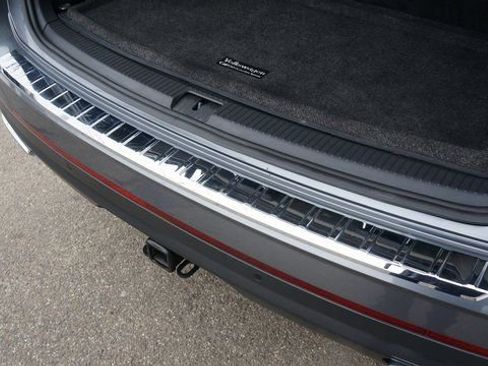 Certified 2023 Volkswagen Atlas SE w/ Panoramic Sunroof Package image 47