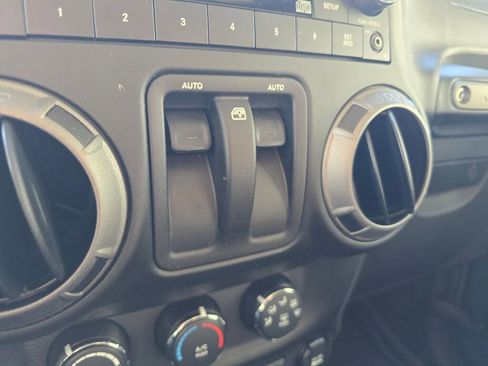 Used 2017 Jeep Wrangler Sport w/ Quick Order Package 24S image 25