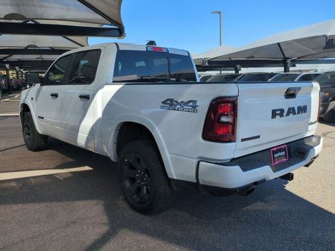 New 2026 RAM 1500 Big Horn AWD/4WD image 9
