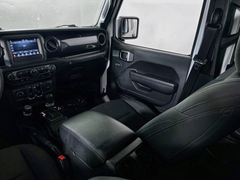 Used 2023 Jeep Wrangler Unlimited Sport AWD/4WD image 21