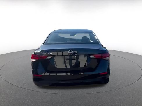 Used 2025 Nissan Sentra S image 11