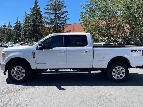 Used 2017 Ford F250 Lariat w/ Chrome Package AWD/4WD image 2
