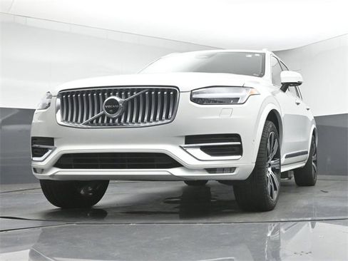 Used 2024 Volvo XC90 B6 Plus w/ Protection Package Premier image 38