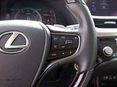 Used 2021 Lexus ES 250 w/ Premium Package AWD/4WD image 27