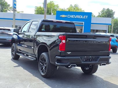 New 2026 Chevrolet Silverado 1500 LT Trail Boss w/ LPO, Dark Essentials Package