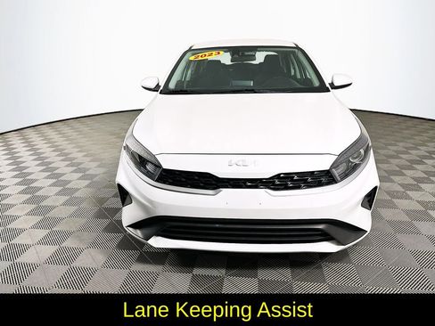Used 2023 Kia Forte LXS image 4