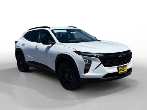 New 2026 Chevrolet Trax LT FWD image 7