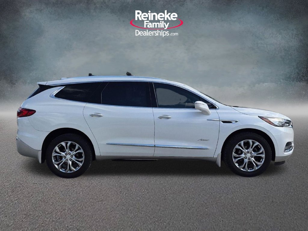 Used 2018 Buick Enclave Avenir w/ Avenir Technology Package FWD image 4