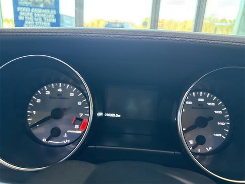 Used 2019 Ford Mustang GT Premium image 24