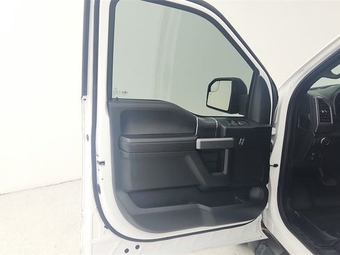 Used 2018 Ford F150 XLT w/ Equipment Group 302A Luxury image 20