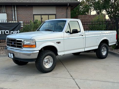 Used 1996 Ford F150 XLT image 8