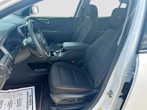 Used 2023 GMC Acadia AT4 AWD/4WD image 27