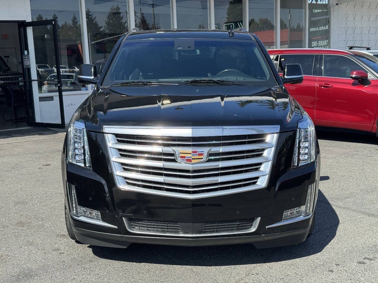 Used 2019 Cadillac Escalade Platinum RWD image 13