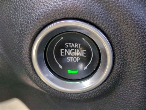 Used 2022 GMC Sierra 1500 SLT w/ Driver Alert Package II image 25