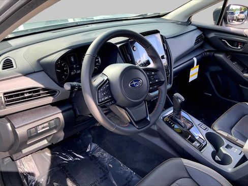 Used 2025 Subaru Crosstrek 2.5i Limited AWD/4WD image 17