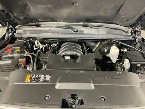 Used 2020 GMC Yukon SLE AWD/4WD image 40
