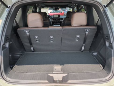 Used 2026 Honda Pilot TrailSport image 14