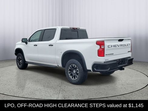 Used 2023 Chevrolet Silverado 1500 ZR2 w/ Technology Package image 5